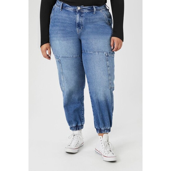 Forever 21+ Denim Joggers Women’s 16 Blue Stone Wash Elastic Waist Cargo Utility - Picture 3 of 7